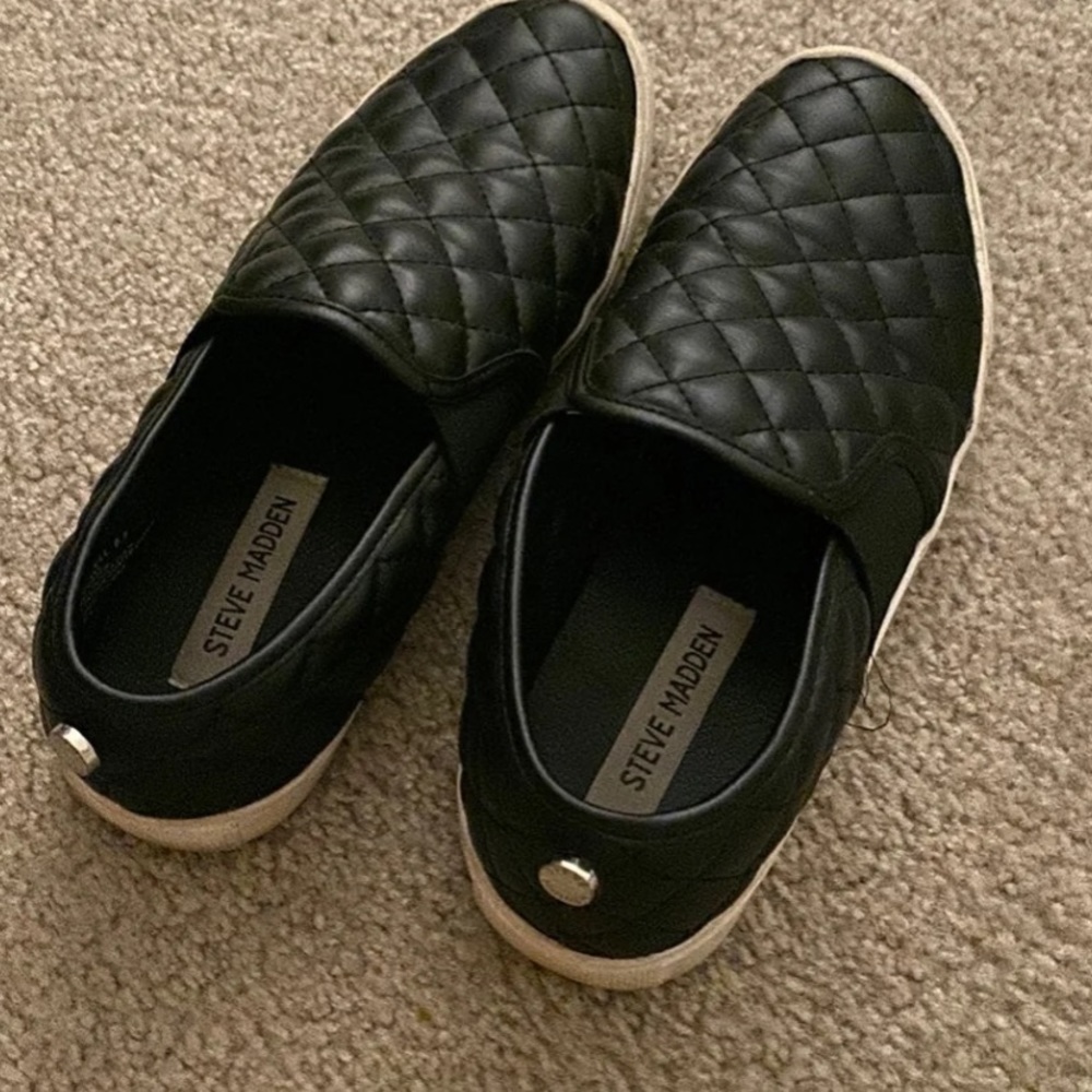 Steve Madden quilted